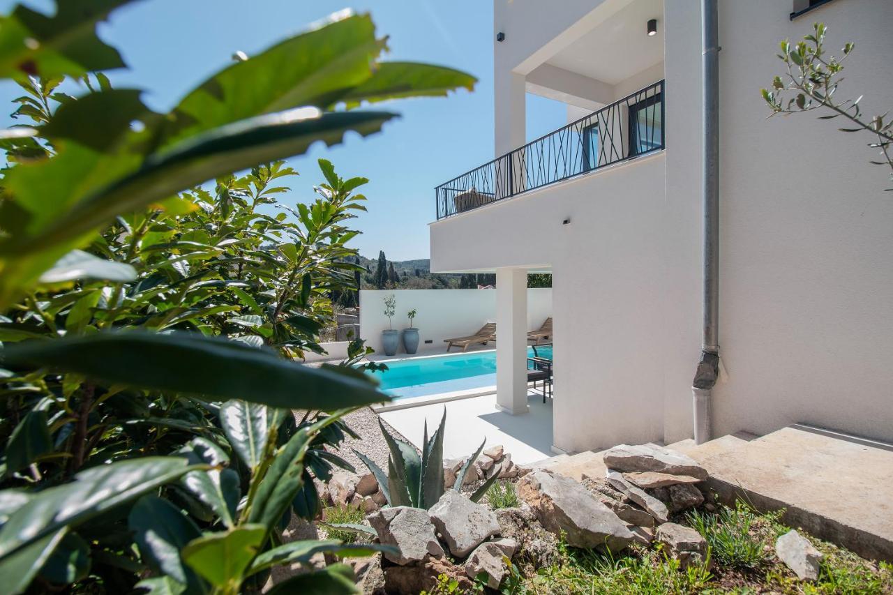 Villa Sea Silhouette Žman Eksteriør bilde