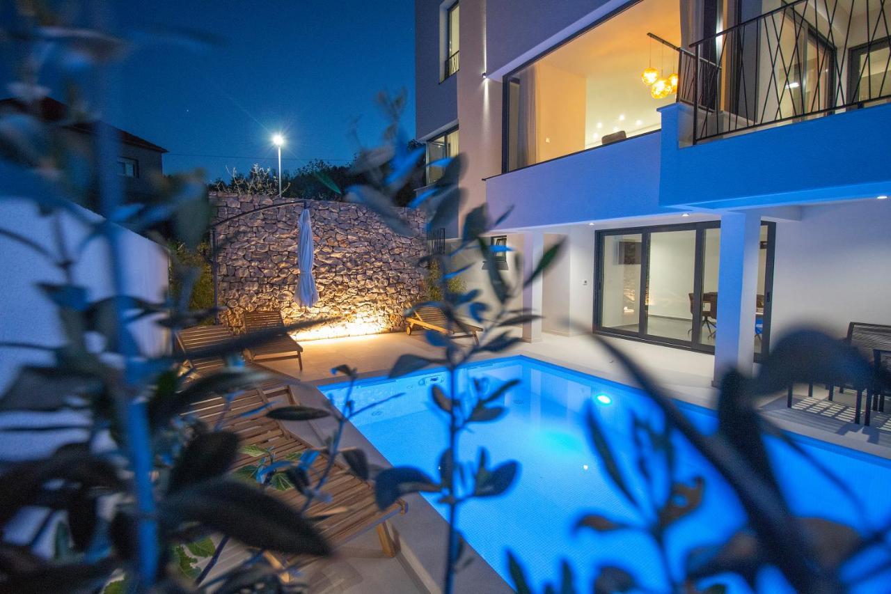 Villa Sea Silhouette Žman Eksteriør bilde